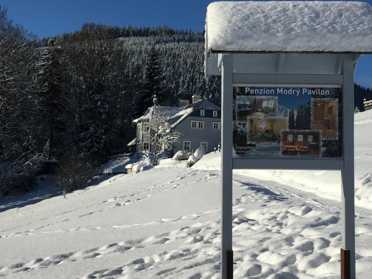 Penzion Modry Pavilon Dolní Malá Úpa Exteriör bild